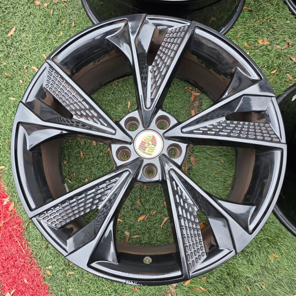 19 inch ART black alloy rims 5x112 . like new - photo 4