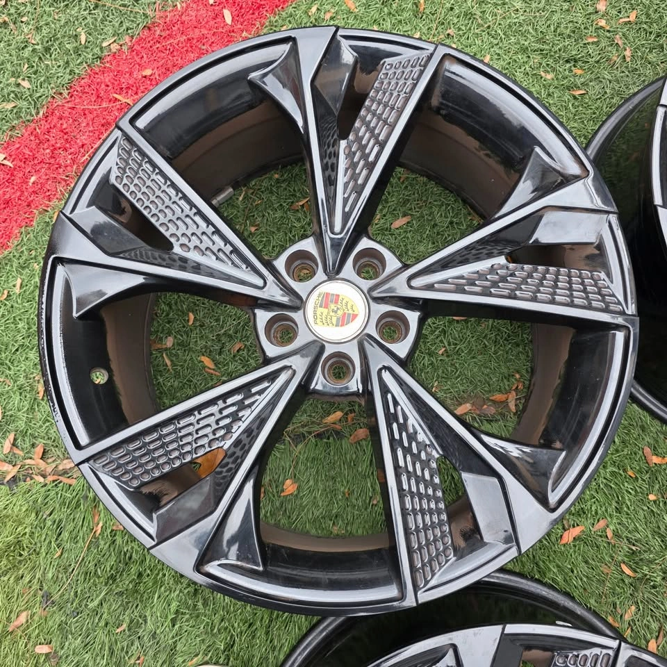 19 inch ART black alloy rims 5x112 . like new - photo 5