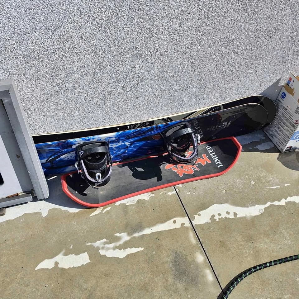 Snowboards used