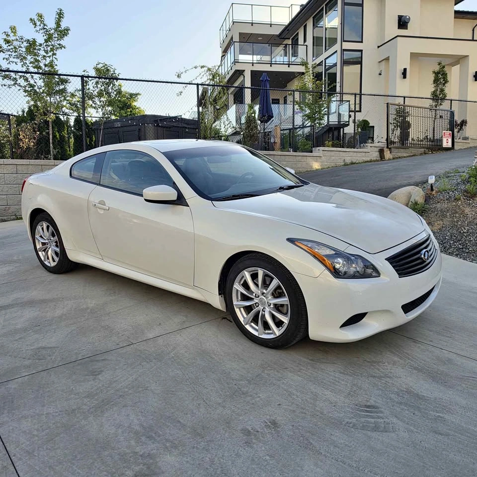 Infiniti G37 Clean