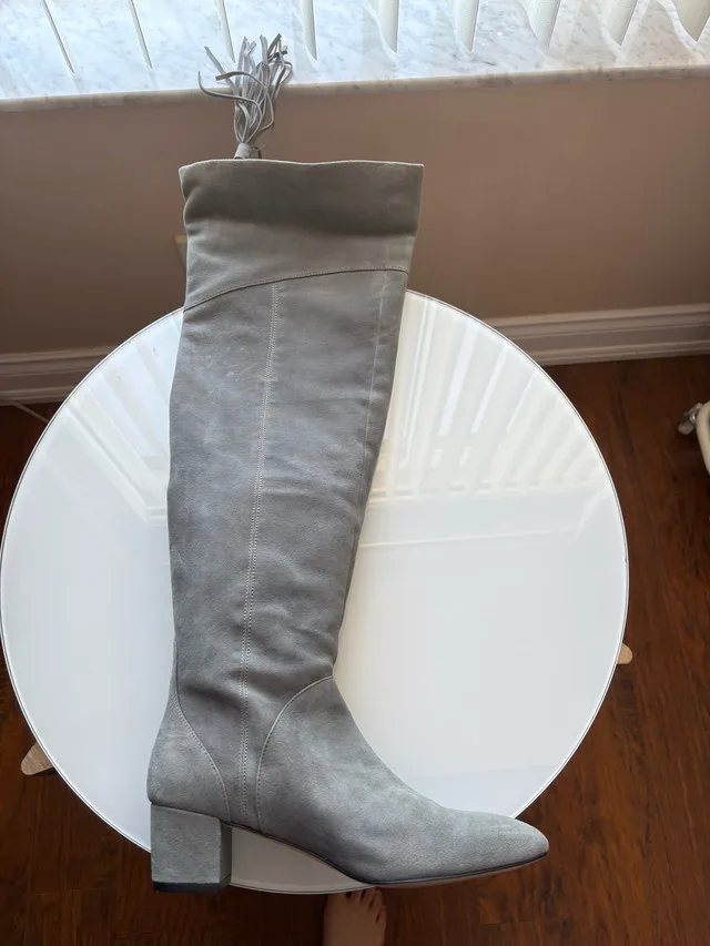 NINE WEST Genuine Suede Boots/ size 7 1/2 image indicator(6)