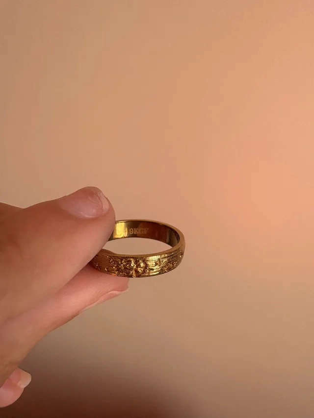 9k Gold Filled Dante Ring (size 7) image indicator(4)