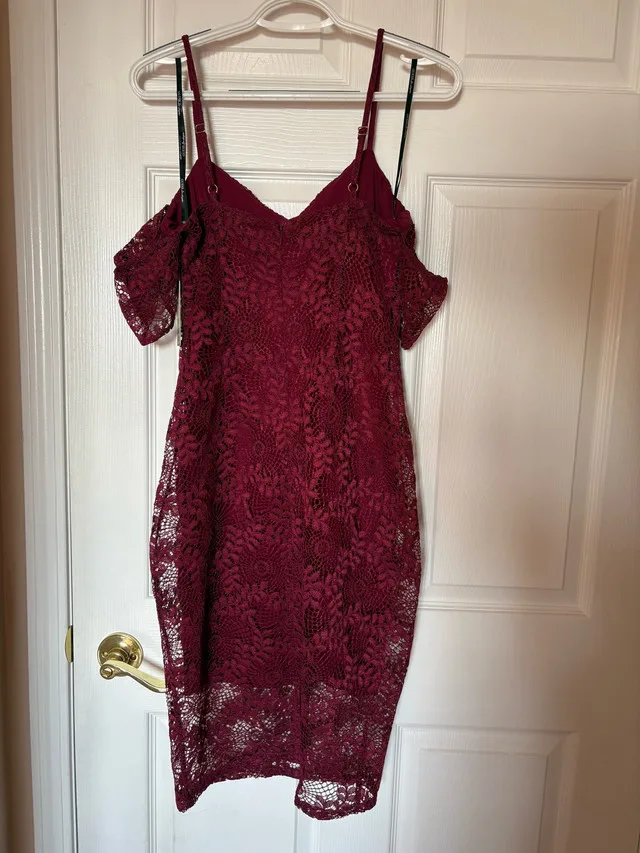 GUESS Fall Wine evening dress Size 4 image indicator(4)