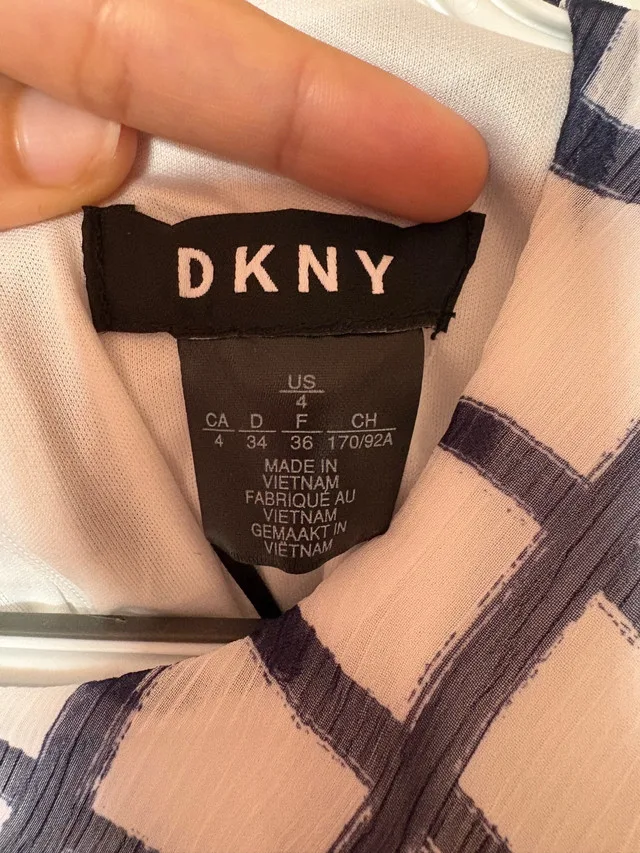DKNY Dress Size 4 image indicator(6)
