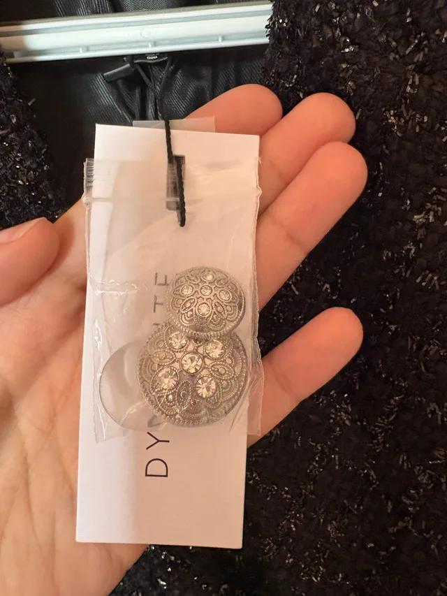 DYNAMITE Blazer Size M image indicator(3)