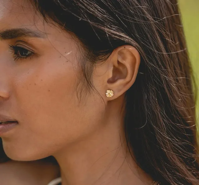 14K SOLID gold little wildflower earrings image indicator(6)