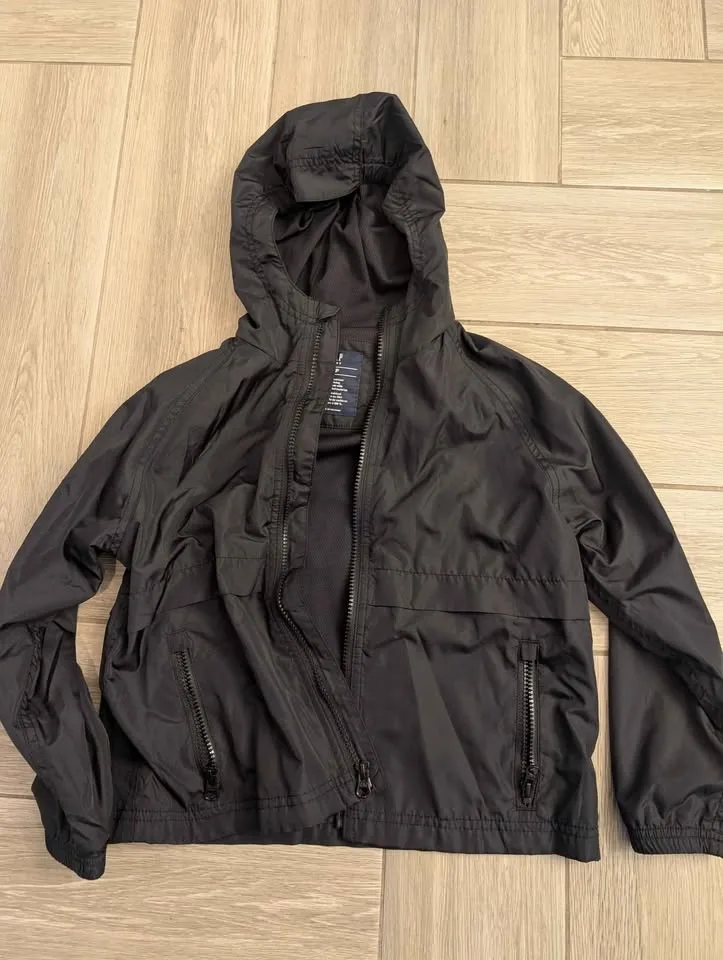GAP jersey lined windbreaker jackets (size small) fits 6/7 image indicator(7)