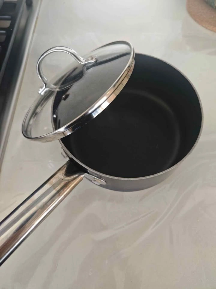 Small Non-Stick Saucepan with Glass Lid - photo 2