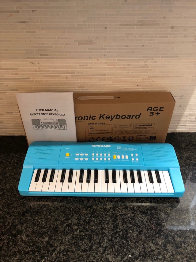 Electronic Keyboard - photo 2
