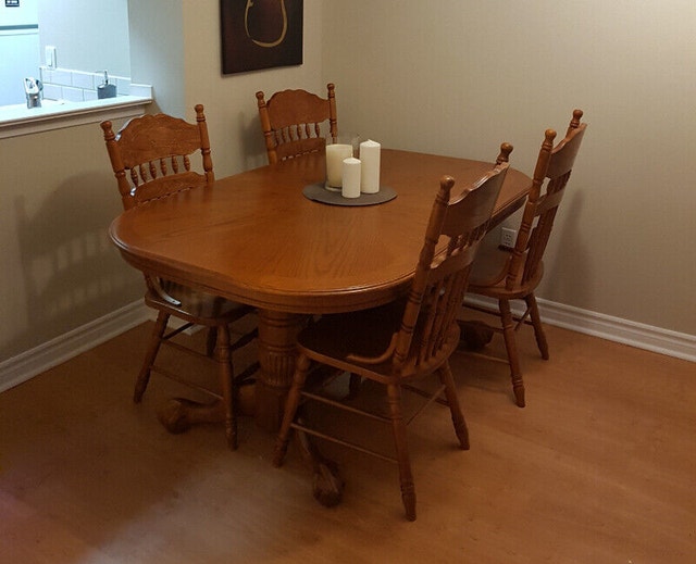 Dining room solid wood table (no chairs)