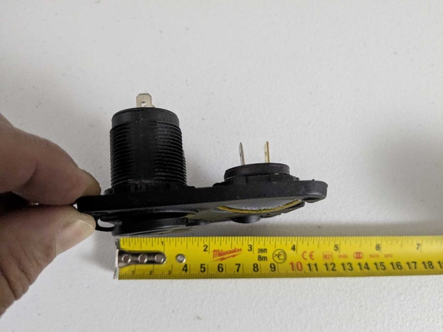 4.2A Battery 4 USB Way Lighter Voltmeter Charger Socket - photo 3