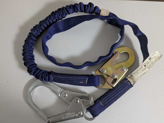 6 Feet Norguard fall protection lanyard (NEW/Sealed) - photo 4