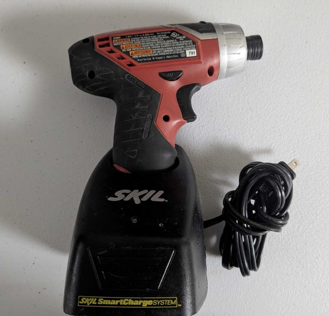 Skill Cordless Drill LIC72 (READ AD)