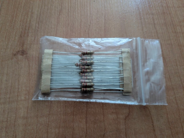 FREE: 2.2 OHM Resistors 1/2 watt %5 (25 pcs) - photo 2