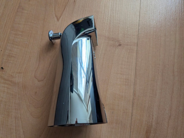 Tub Spout with Diverter - Chrome (new) - photo 3