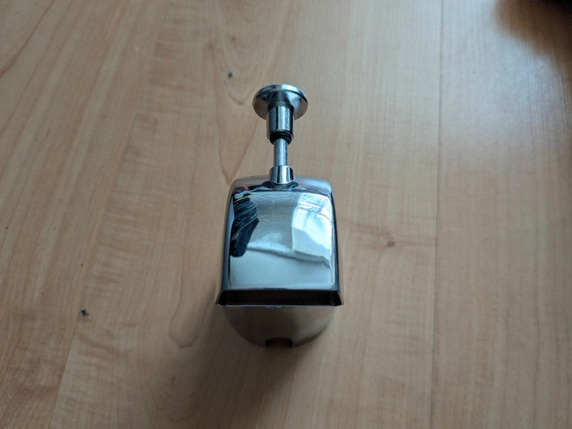 Tub Spout with Diverter - Chrome (new) - photo 4