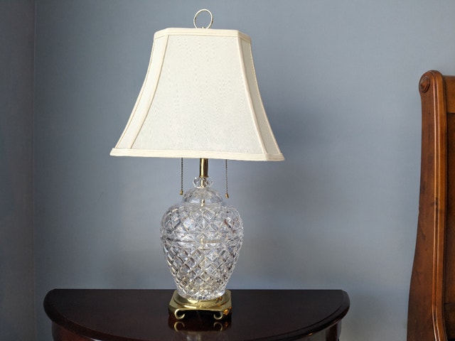 Luxury Crystal lamp (READ AD)
