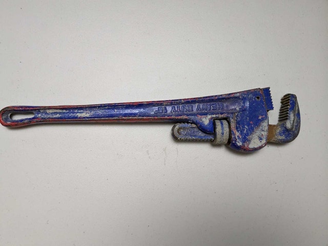 15" Pipe wrench