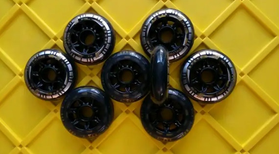 Rollerblade inline skating wheels 84mm 84a