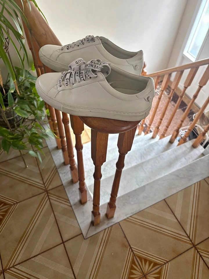 Givenchy white sneakers size 8.5