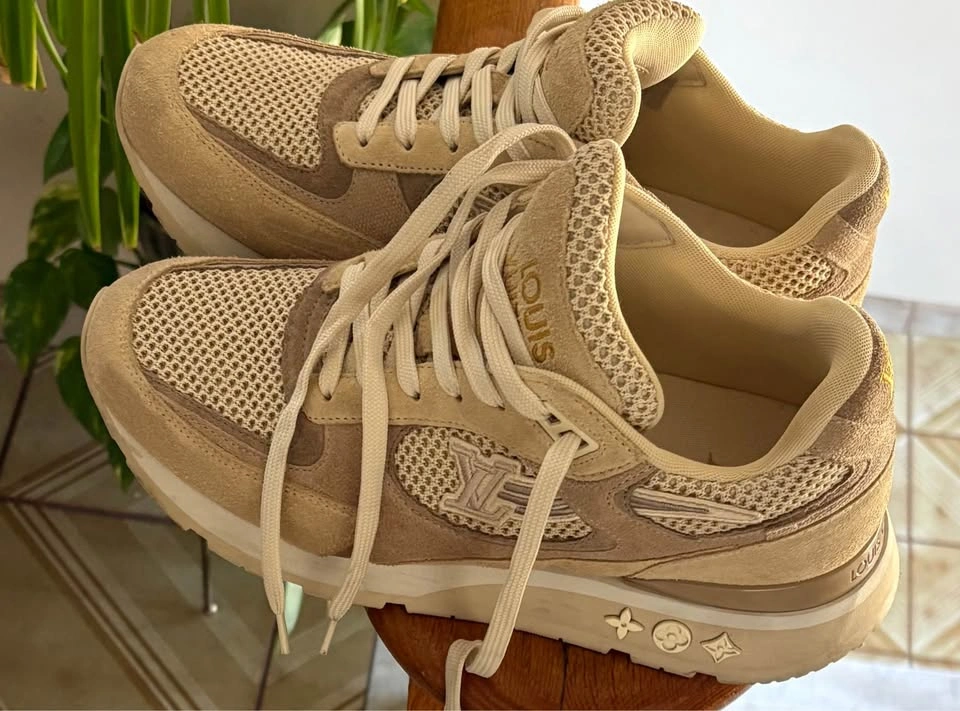 Authentic Louis Vuitton Sneakers - photo 2