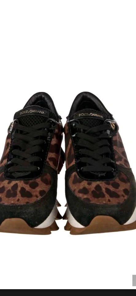 Authentic Dolce and Gabbana Size 8