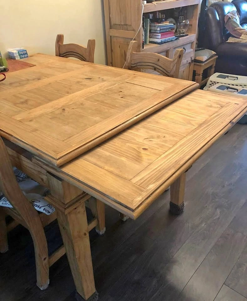 Kitchen Table and chairs with Hutch
