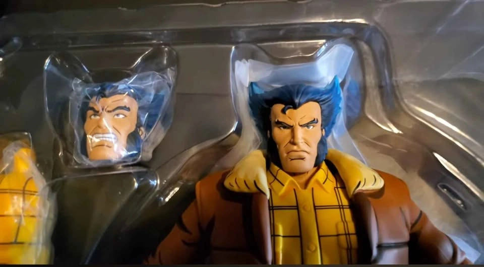 Mondo SDCC X-Men Animated Series Logan Brown Jacket Figure - photo 3