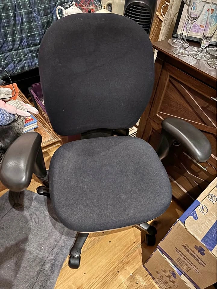 Black Office Chair