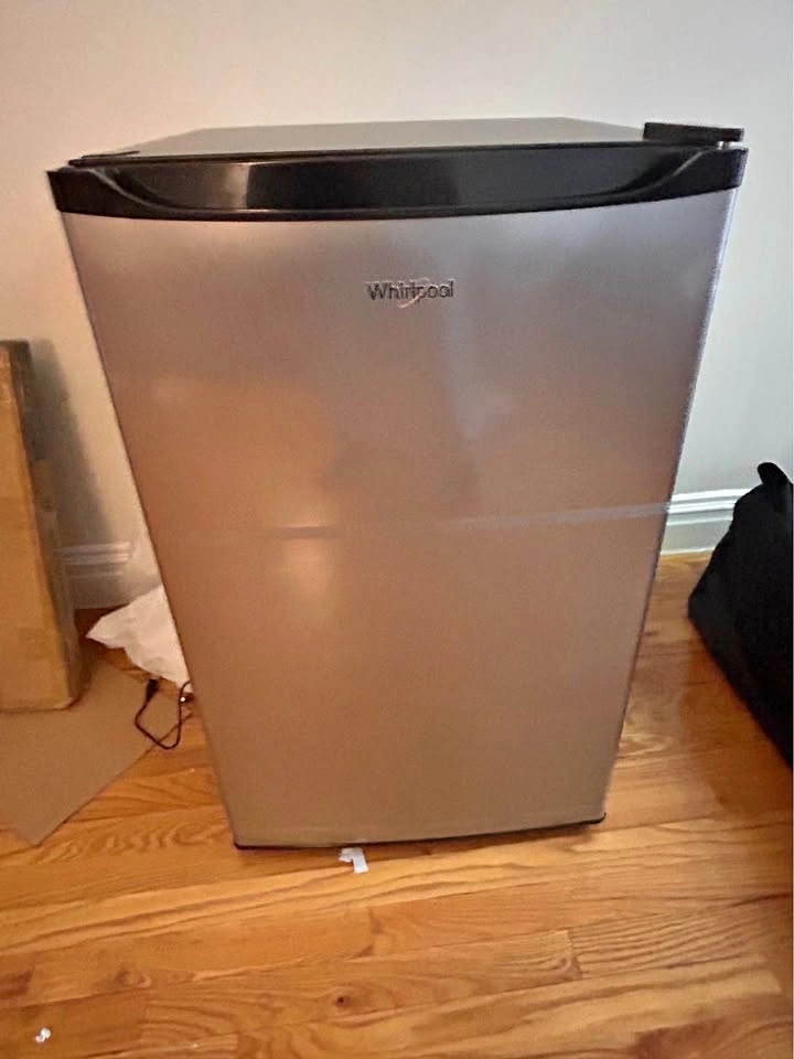 Whirlpool Mini Fridge