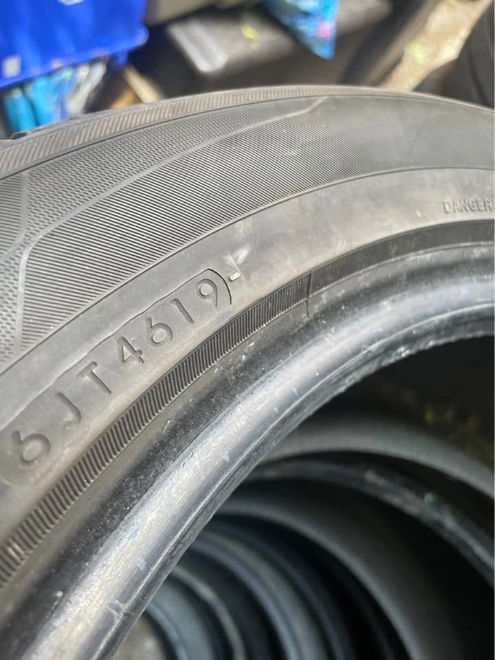 235/60R18 Yokohama All Season Tires - set of 2 - photo 5