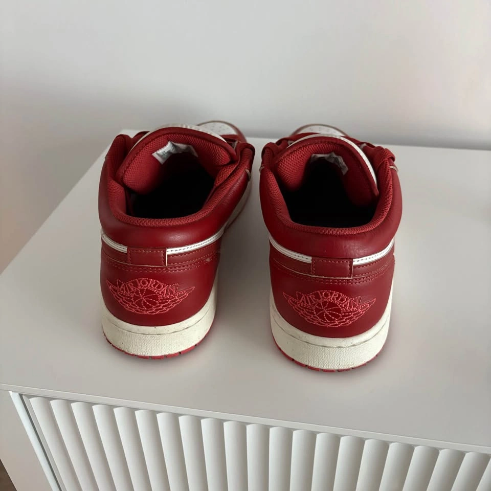 Air Jordan 1 Low Red White Kicks - photo 2
