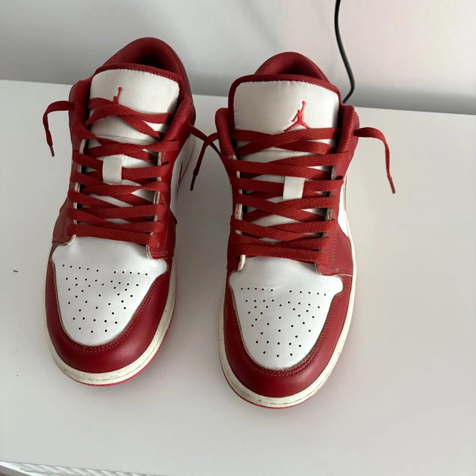 Air Jordan 1 Low Red White Kicks - photo 5