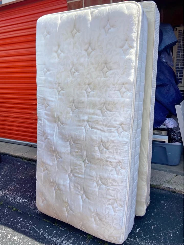 Comfy Twin Mattress and Box Spring, thick mattress cover $10