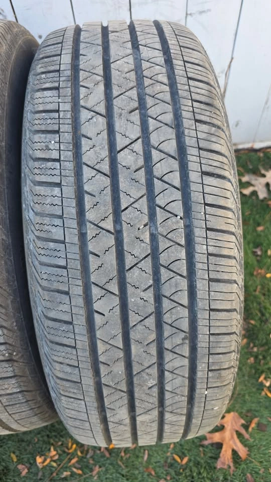 235/55/19 continental all season tires 90% tread - photo 4