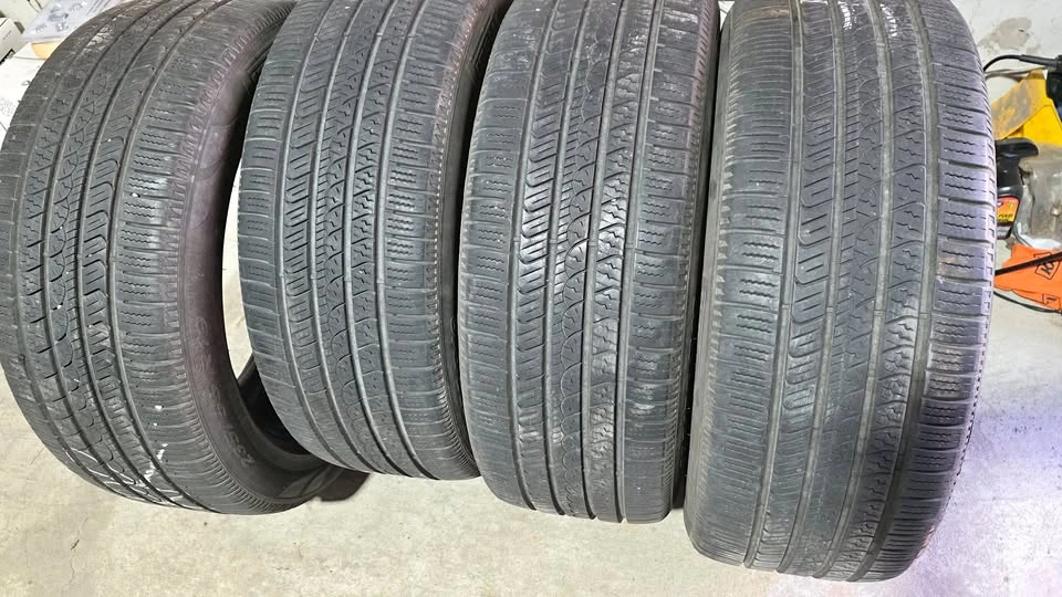 235/55/19 Pirelli all season tires