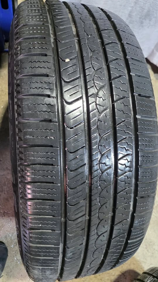 235/55/19 Pirelli all season tires - photo 4