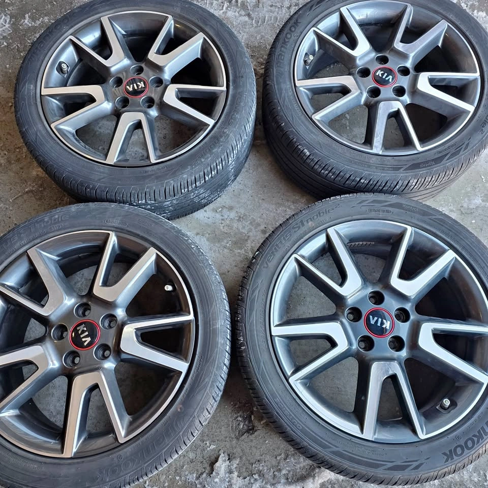 235/45/18 Hankook Tires with Kia OEM Alloy Rims 5x114.3