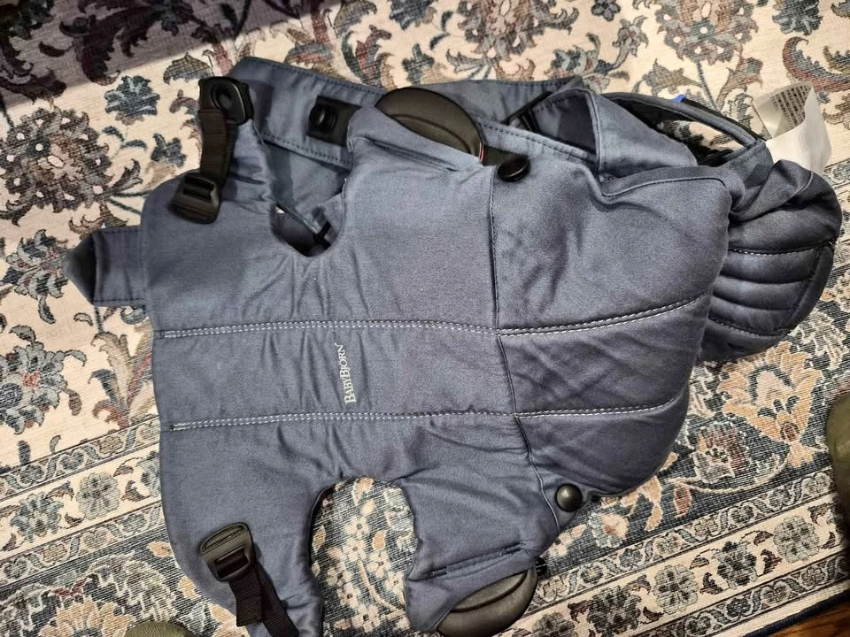 Babybjorn baby mini carrier