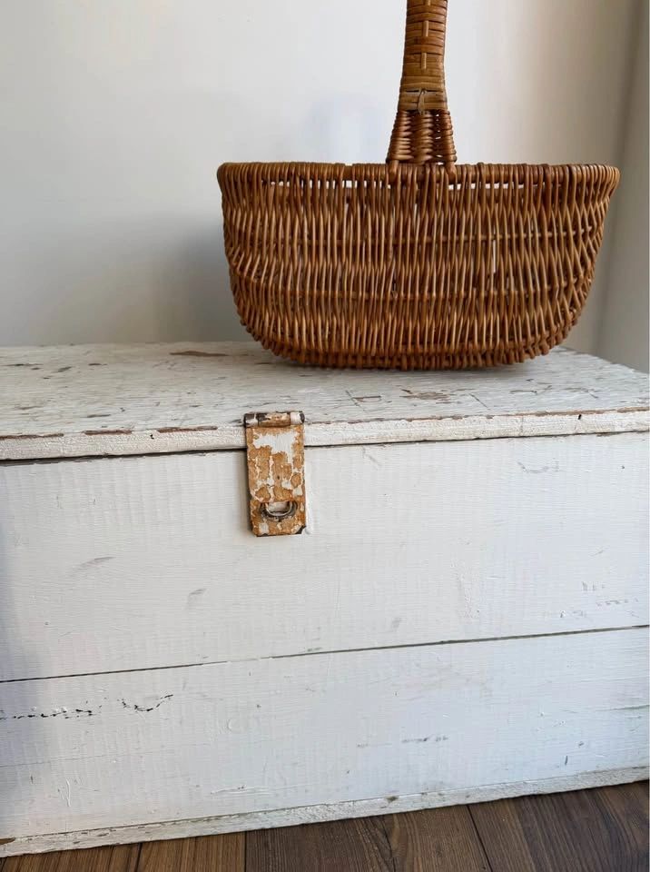 Vintage White Painted Pine Storage Chest | Cottage Farmhouse Bla - photo 2