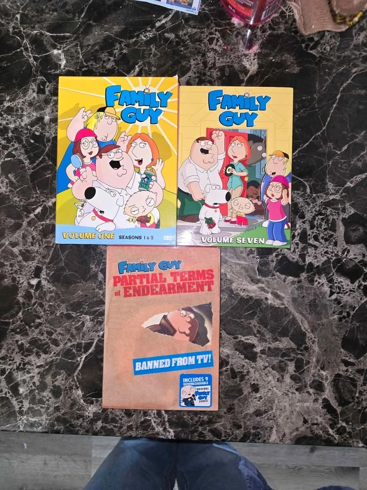 Fox Family Guy Seasons 1, 2, 7, and Terms of Endearment DVD