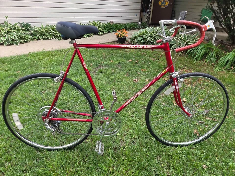 Vintage Schwinn 10 speed - photo 2