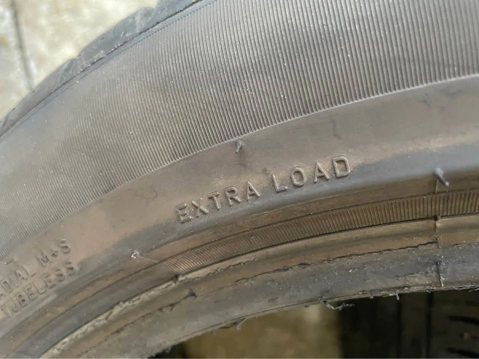 255/45R19 Pirelli All Season Tires - set of 2 - photo 4