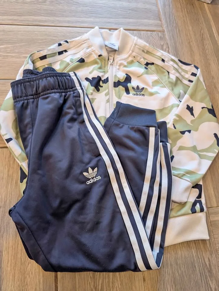 Adidas kids suit, size 7 thumbnail