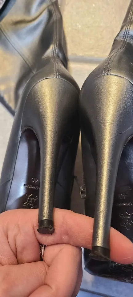 Full leather high boots size 9 image indicator(2)