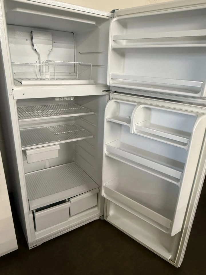 USED FRIDGES 24/28/30" WHITE - photo 2