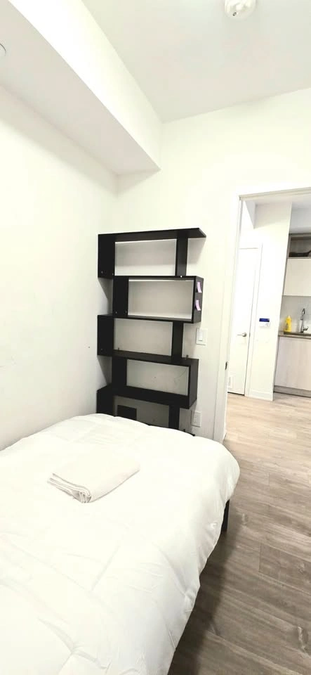 2 Beds 2 Baths Apartment - photo 2
