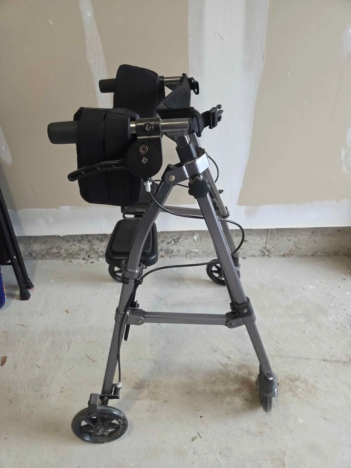 Able Life Space Saver Rollator - photo 2