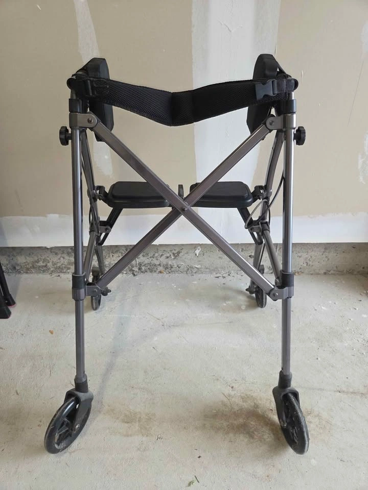 Able Life Space Saver Rollator - photo 3