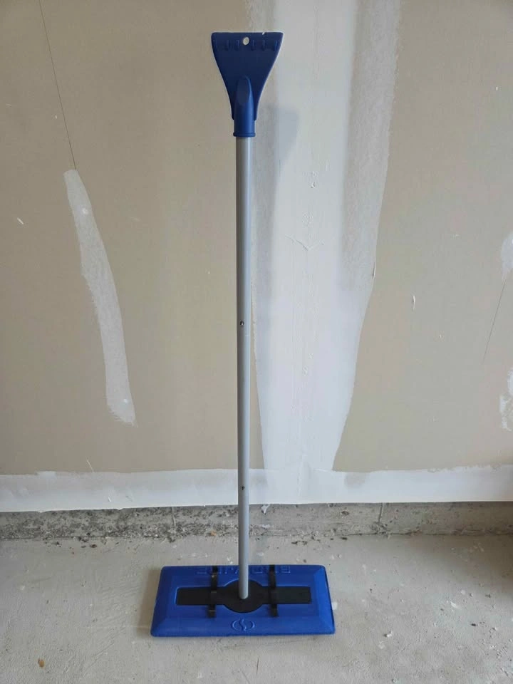 Winter Salt and Snow Shovel - photo 2